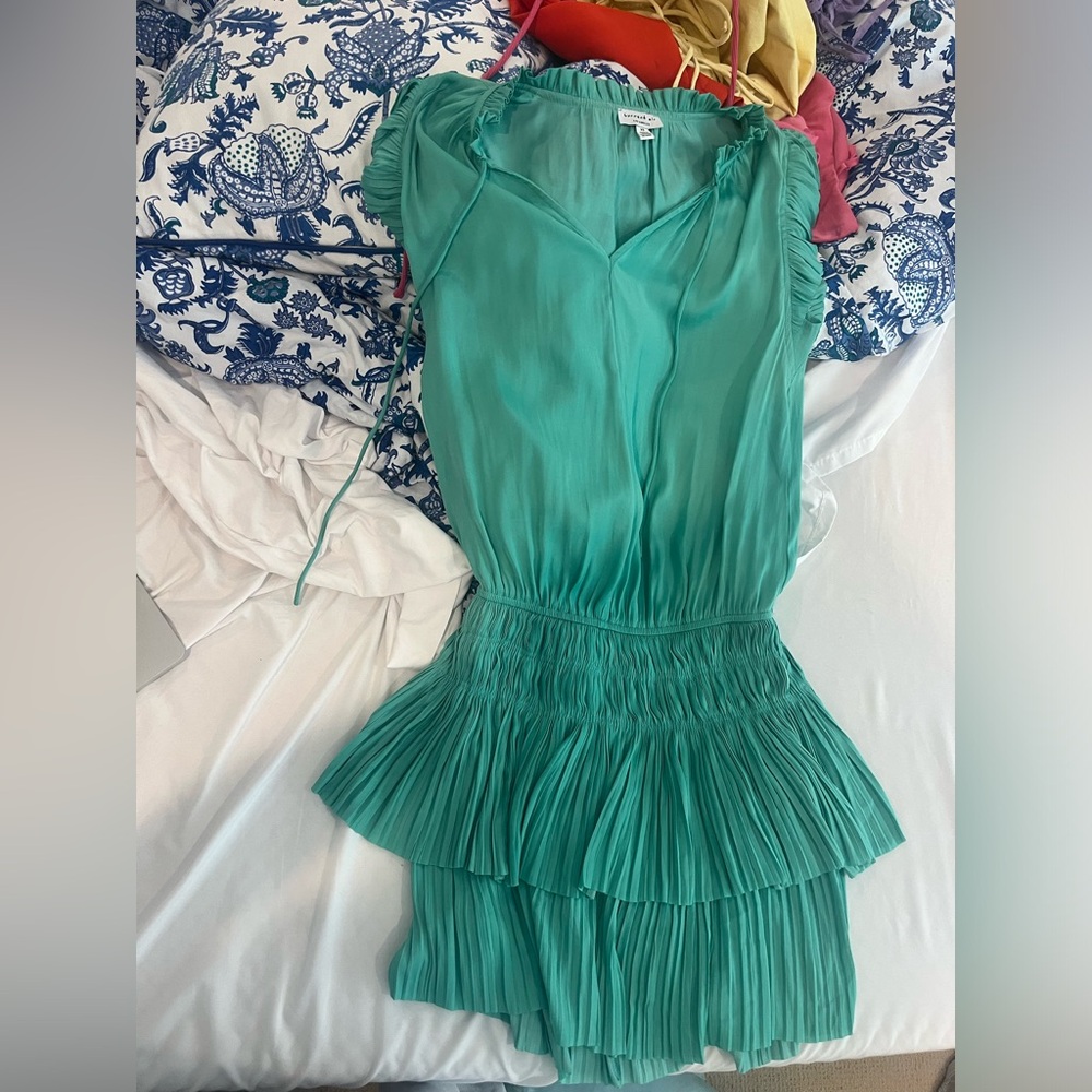 Preppy dress size xs no rips or damages